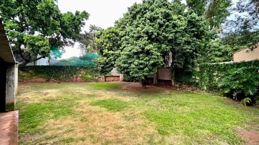 5 Bedroom Property for Sale in Safari Gardens North West